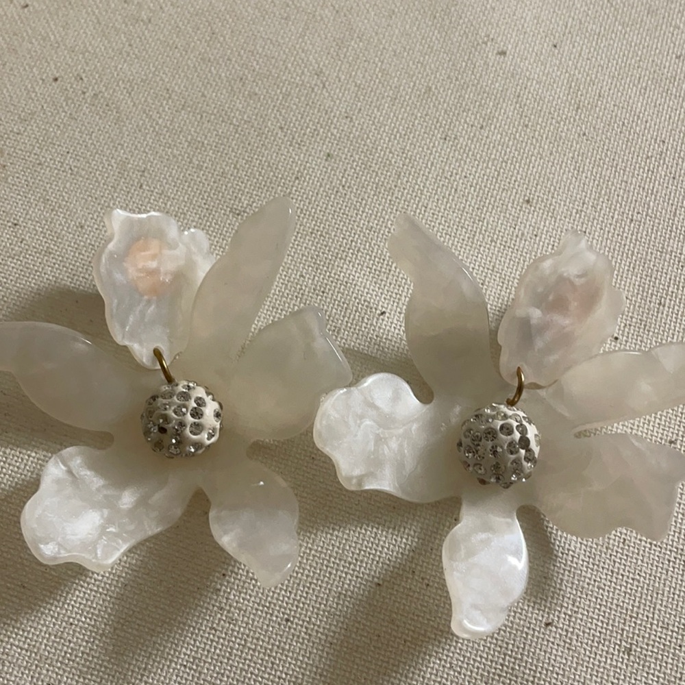 Vintage reproduction pearly white resin floral Abalone shell clip earrings deco